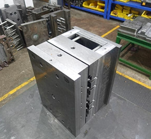 塑胶模具定制开模的行业解决方案